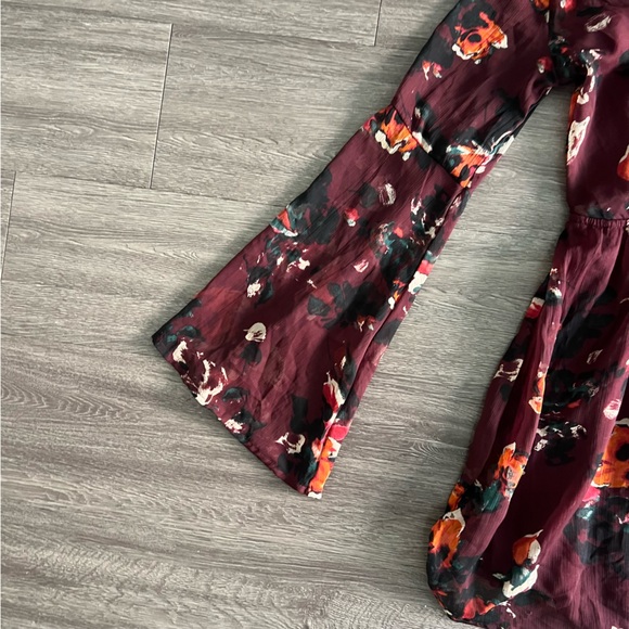 Abercrombie & Fitch Maroon Floral Long Sleeve Floral Dress - Picture 6 of 9